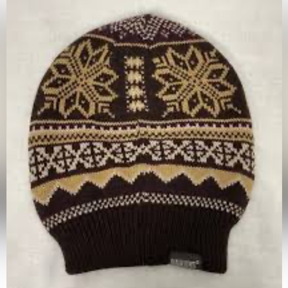 Muk Luks reversible brown fair isle winter hat/beanie OS